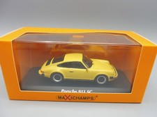 Porsche 911 SC Coupe 1979 Yellow 1:43 MINICHAMPS Maxichamps 940062025