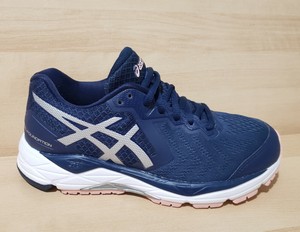 navy blue athletic shoes