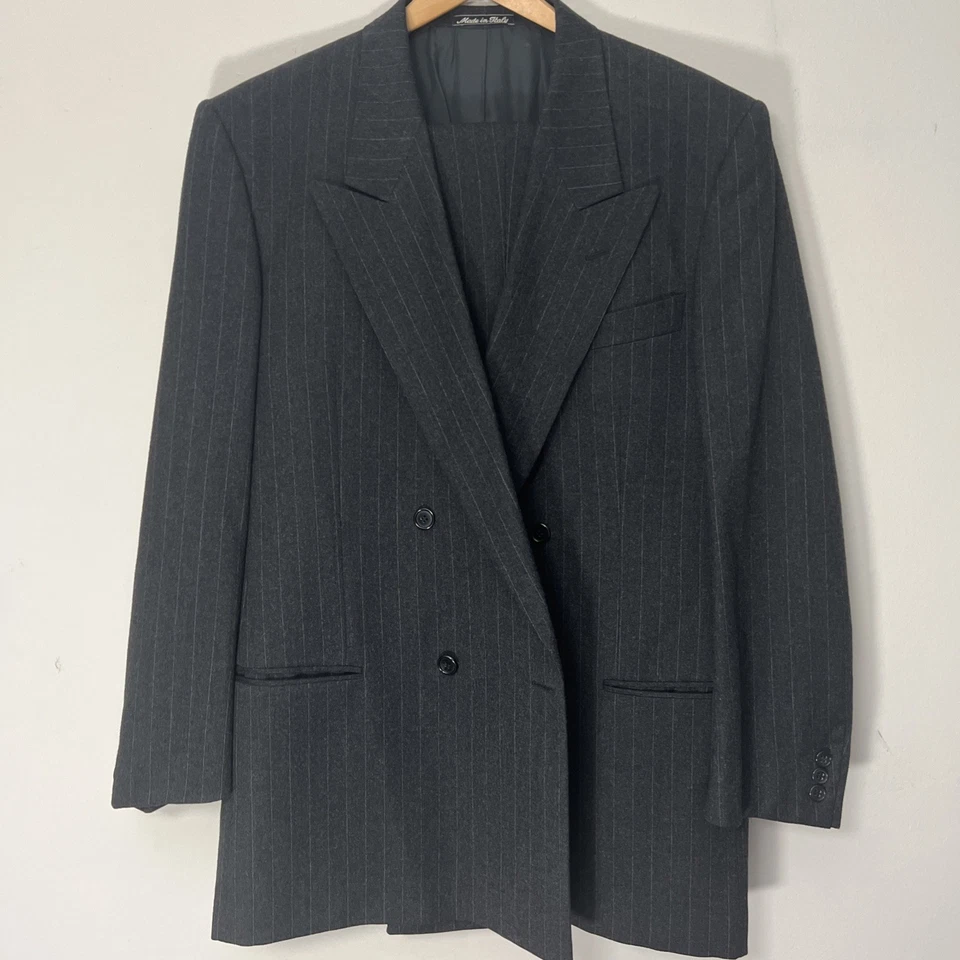 Traje de hombre Emanuel Ungaro doble botonadura talla 44R pantalones 38Wx31L Saks Fifth Ave Foto 2 de 4