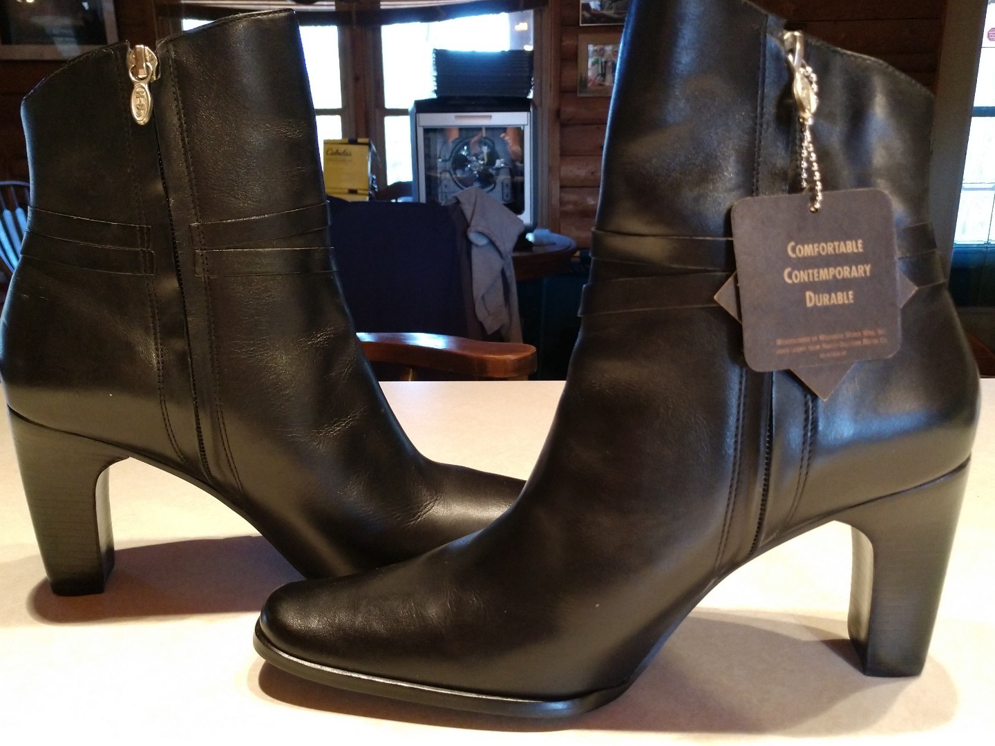 Harley-Davidson™ Black Leather Boots Zippered 84333 Women Sz 10 8366d8 Harley-Davidson™ Black Leather Boots Zippered 84333 Women Sz 10 8366d8