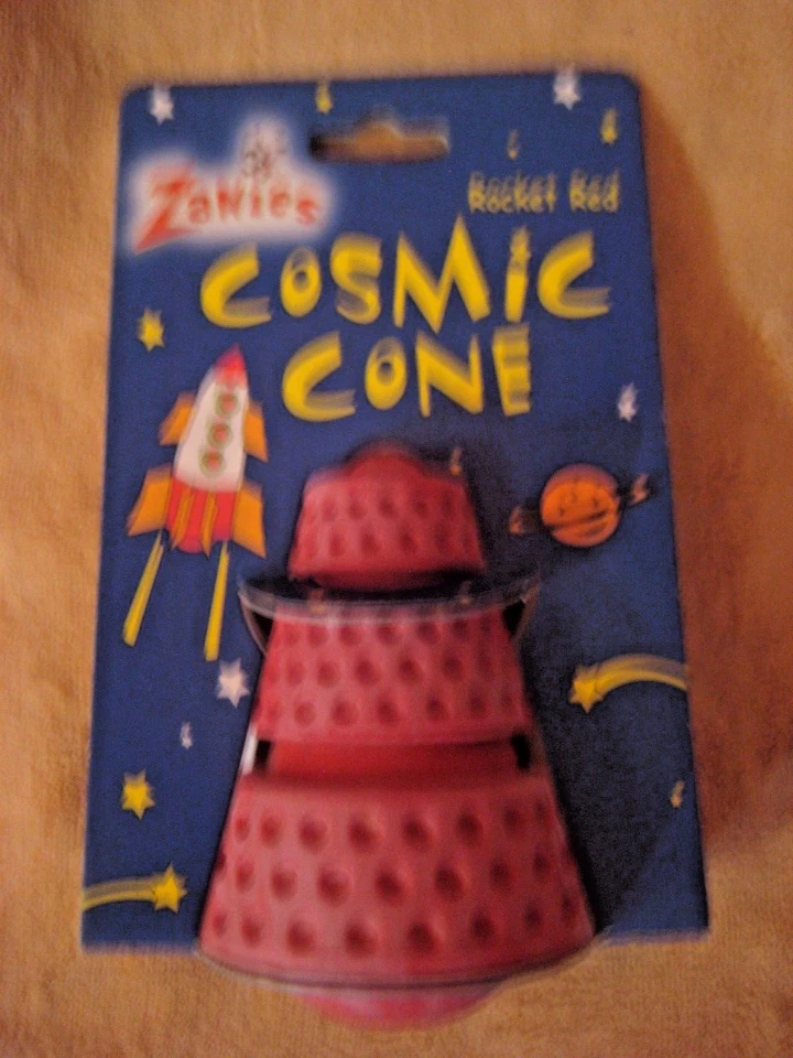 Zanies 3,75" H X 2,5 D foguete vermelho cone cósmico brinquedo cachorro animal de estimação novo com etiquetas - Imagem 2 de 3