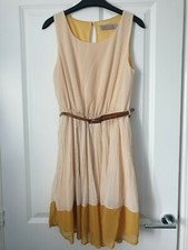 BOOHOO STUNNING CREAM MUSTARD YELLOW COLOURBLOCK SHEER PLEATED BELT FLOATY DRESS