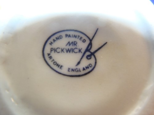 Antique Artone Porcelain Mr. Pickwick England TeaPot~Has Lid~No Chips~1.75x2.75 - Picture 4 of 4