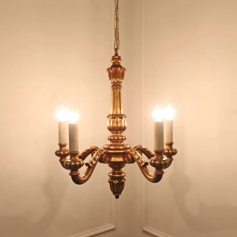 Antigua araña de madera dorada italiana florentina tallada cinco brazos cableada Foto 2 de 4