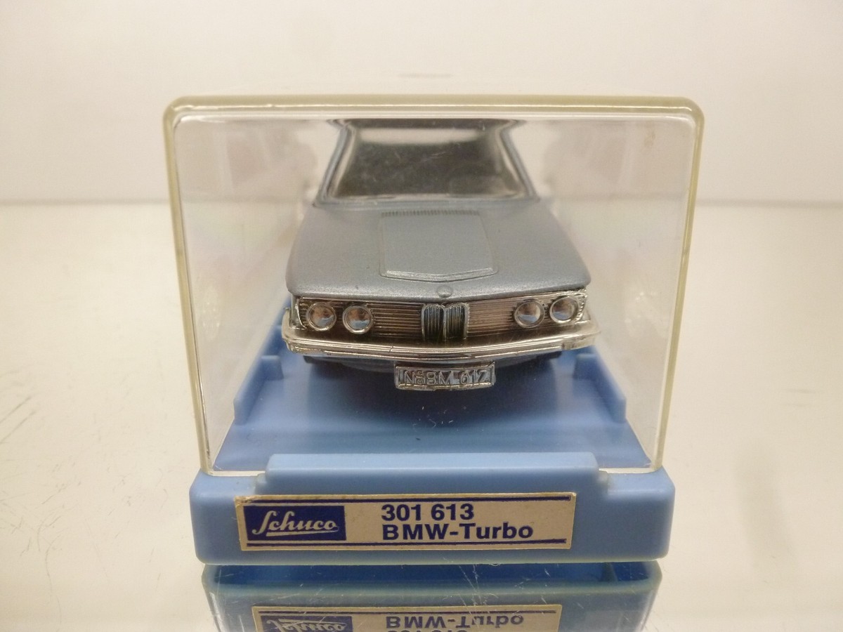 GT-SPIRIT 1:18 BMW M3 F80 Sedan 2014 Yas Marina bleu métallique GT055