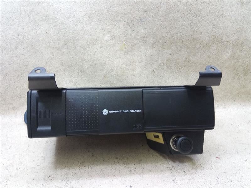 CD Changer 6 Disc 04671373 Fits 96-00 CHRYSLER SEBRING