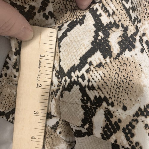 Hayden Shorts Women 2XL Tan Python Print Baggy Pull On Stretchy Flowy Chiffon - Picture 11 of 15