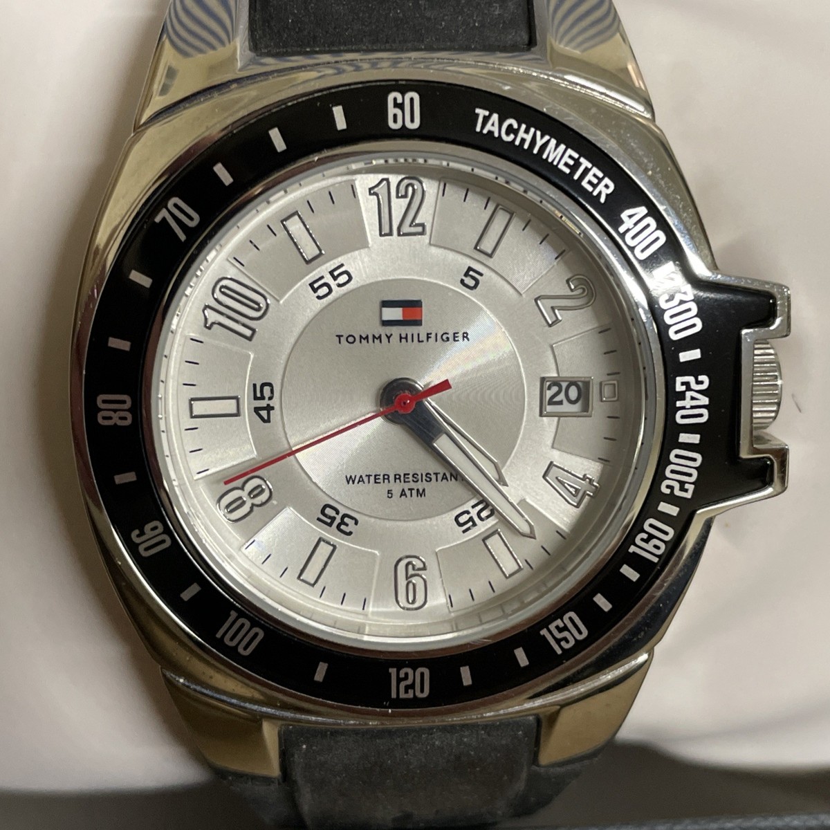 NIB Tommy Hilfiger F90273 Men