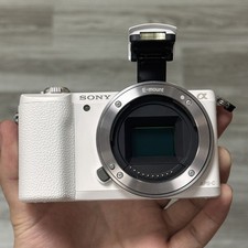 White Sony A5100 24.3MP Mirrorless Digital Camera Body Only  - Tested