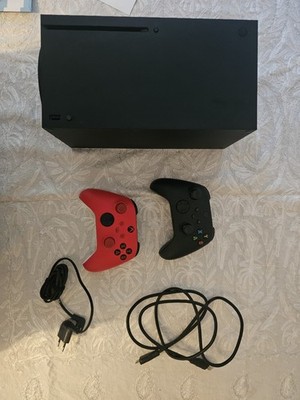 Microsoft Xbox Series X 1TB Spielekonsole - Schwarz mit 2x Controller