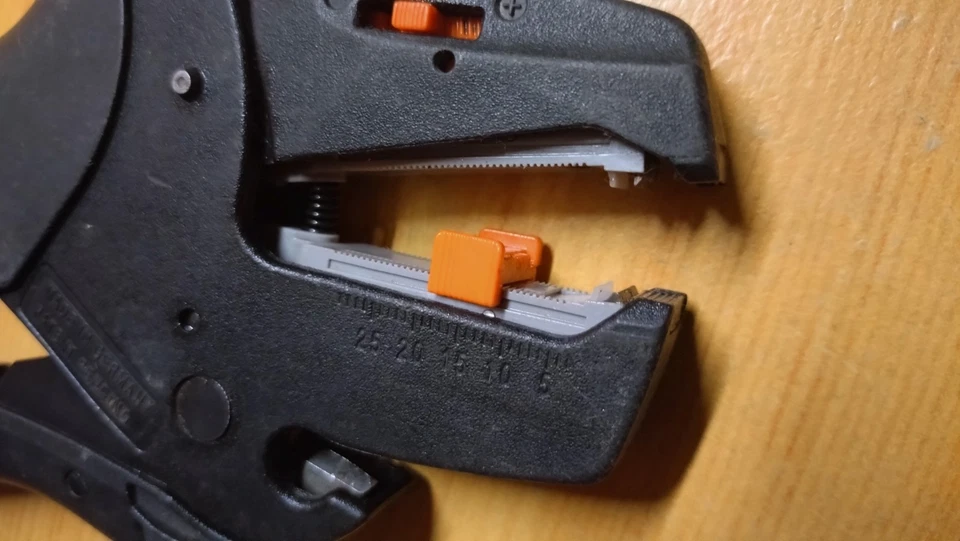 Weidmüller Stripax 0,08-10mm² Abisolierzange - Bild 3 von 3