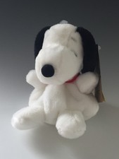 Aurora Timeless Peanuts Palm Pals Snoopy Stuffed Animal , White 5 Inches