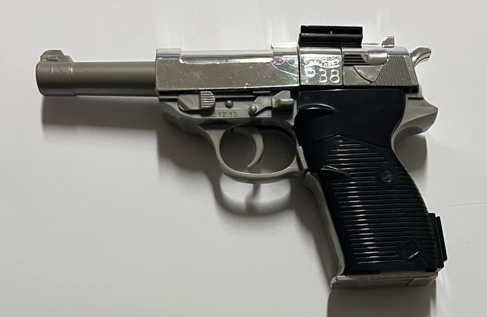 1984 G1 Transformers MEGATRON Decepticon Leader action figure complete Hasbro - Image 2 of 4