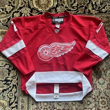 Reebok Edge 1.0 Authentic Detroit Red Wings NHL Hockey Jersey Red Size 50 Larkin