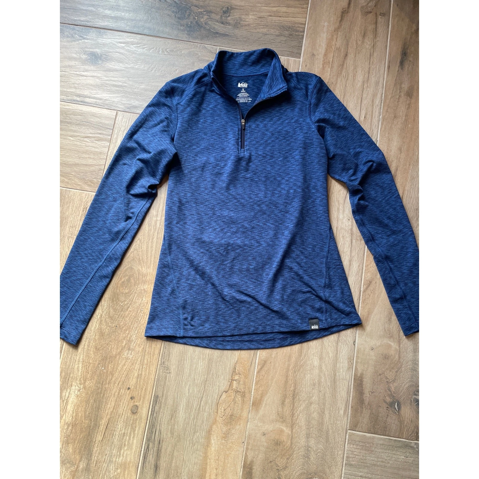 REI Co-Op Mid-Weight Base Layer Half-Zip top - Women’s size small blue