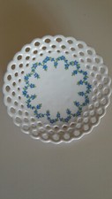 Porzellan Durchbruchschale Krone W 1764 Made inGDR 19 weiß blauesVeilchenmuster 