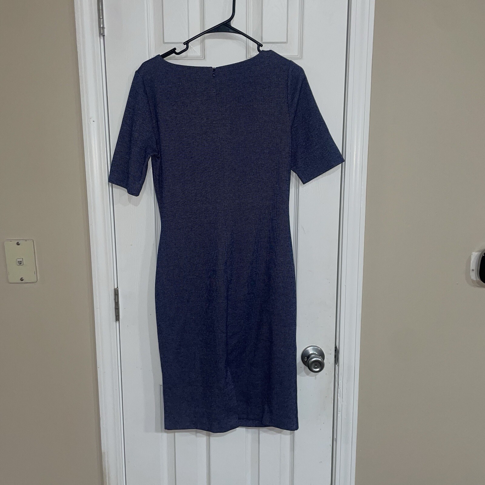 Picture 2 of 6