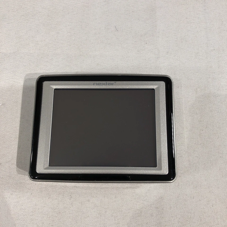 Nextar X3-11 3.5-Inch Portable GPS Navigator - Image 2 of 4