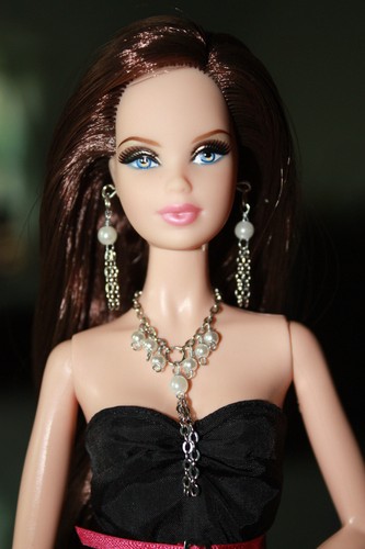 Barbie Doll Jewelry Pearls/Chain 