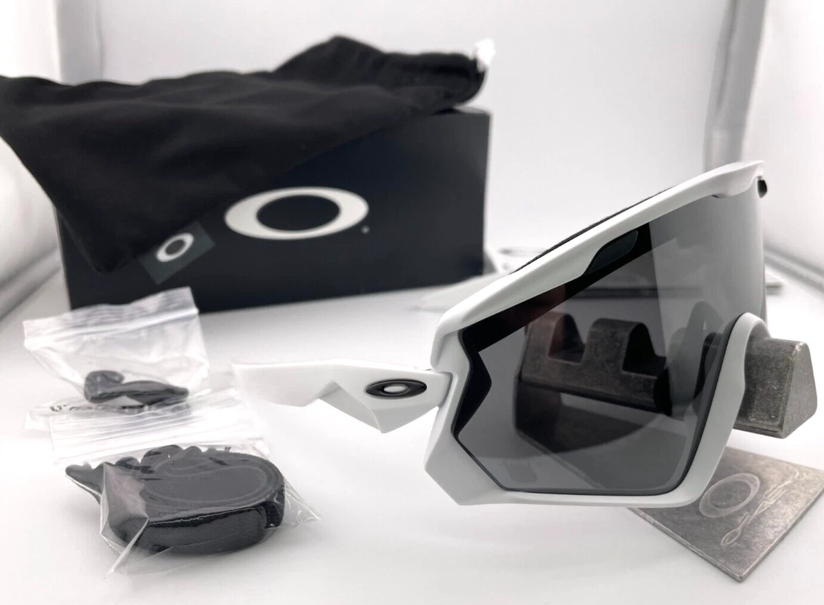 OAKLEY WIND JACKET 2.0 MATTE WHITE WITH PRIZM BLACK SUNGLASSES