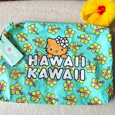 🌺 Hawaii DFS Exclusive | Aloha Collection x Hello Kitty Mid Pouch - Hibiscus