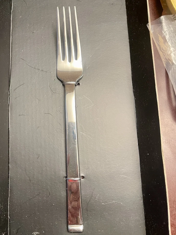 Nuevo tenedor de cena Vera Wang de Wedgwood “Arden” -8” acero inoxidable 18/10 - sin usar Foto 3 de 4