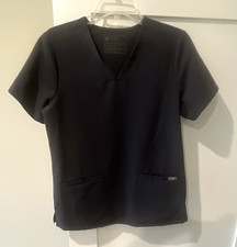 FIGS Technical Collection Unisex V-Neck Short Sleeve Scrub Top Gray Solid M