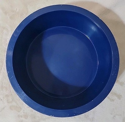 Large Unbranded Dog Bowl - Plastic - Blue - 9'' Wide & 3.5'' Tall