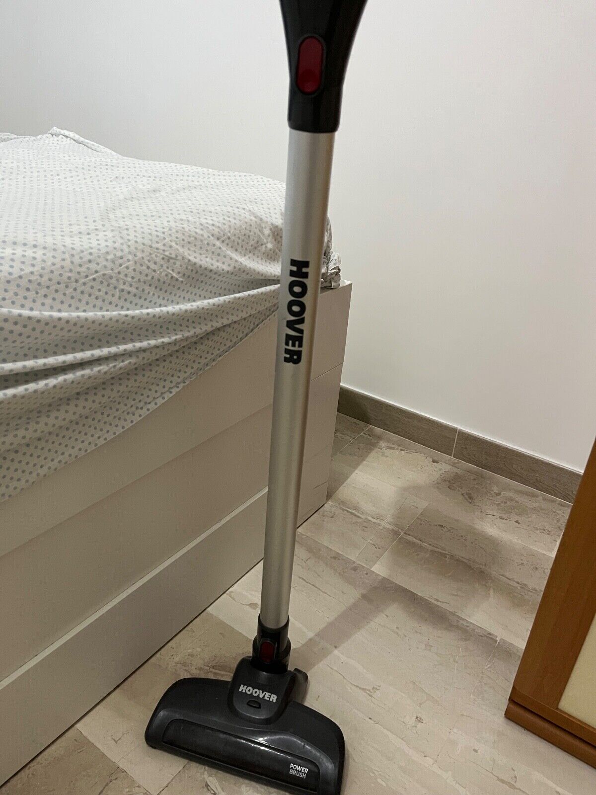 Foto 4 di 5