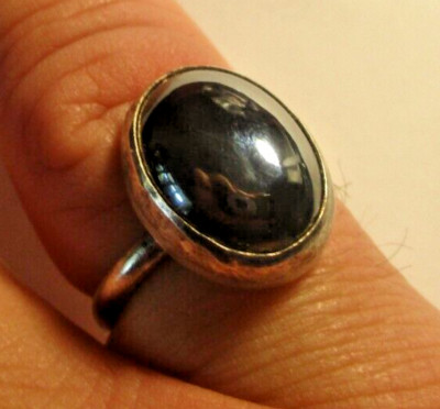 ALTER HÄMATIT CABOCHON-RING AUS STERLINGSILBER GRÖSSE N