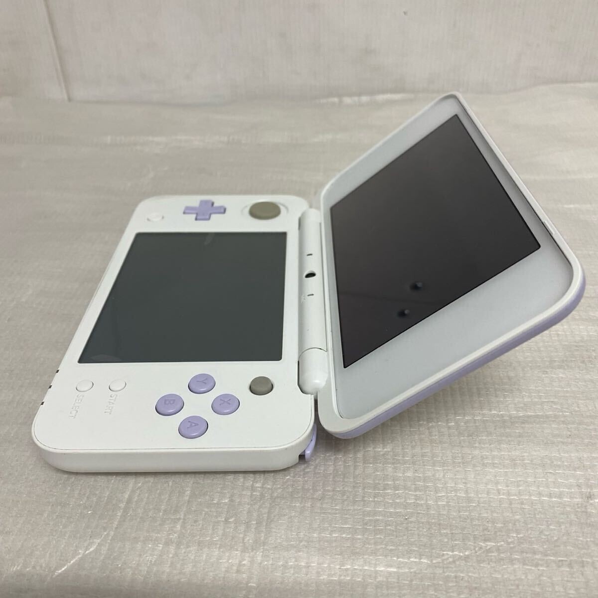 New Nintendo 2DS XL LL White Lavender Console Working Japanese ver