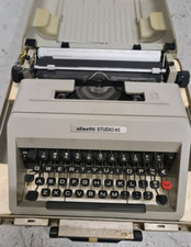 Typewriter - Olivetti Studio 45 - Spain - Vintage thumbnail