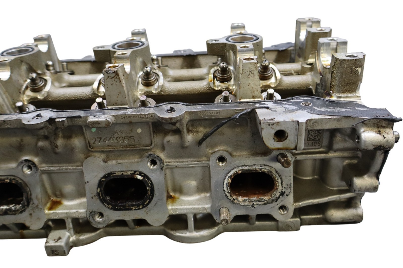 14-19 Maserati Ghibli 3.0L Engine Motor Right Side Cylinder Head 2283305ND Oem