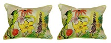 Pair of Betsy Drake Betsy  s Garden Small Indoor Outdoor Pillows
