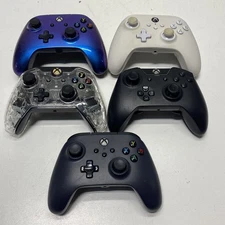 3rd Party Controllers for Microsoft Xbox One - Lot of 5, Mixed Color UNTESTED 