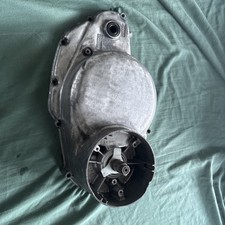 Suzuki GT550 Engine Cover Clutch Cover Case
