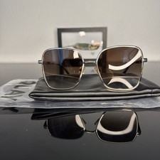 Quay Australia 5th Ave Sunglasses  Gold Oversized Square Frame Free Shipping A27