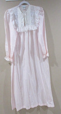 Vtg. Gilligan O'Malley Nightgown Women Small Pink Long Sleeve Embroidered USA