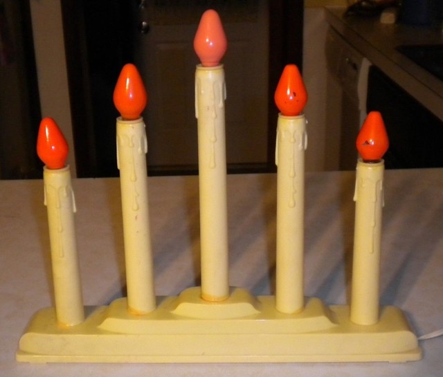 CHRISTMAS HOLIDAY WINDOW 5 CANDLE LIGHTS CANDELABRA ELECTRIC ORANGE BULBS eBay