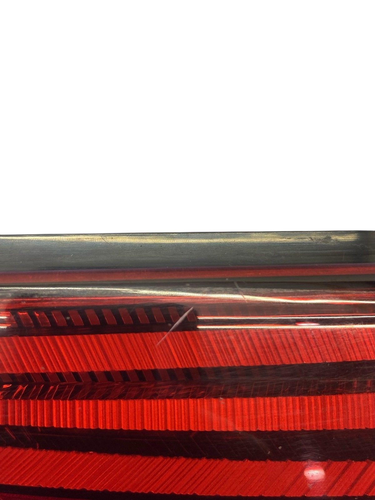 2019-2023 ASTON MARTIN VANTAGE REAR RIGHT QUARTER MOUNTED TAIL LIGHT ASSEMBLY