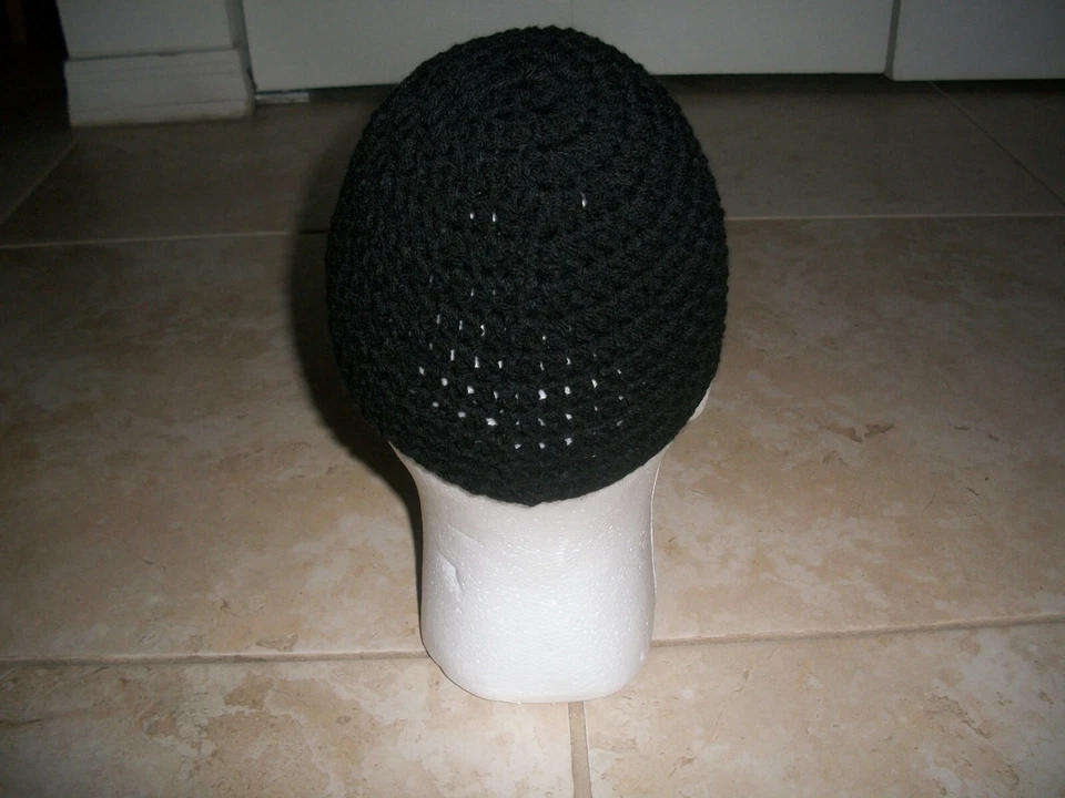 Adulto Hecho a Mano Crochet Musulmán NEGRO Koofi Kufi Oración Gorra Sombrero Islam Gorro Topi Foto 4 de 4