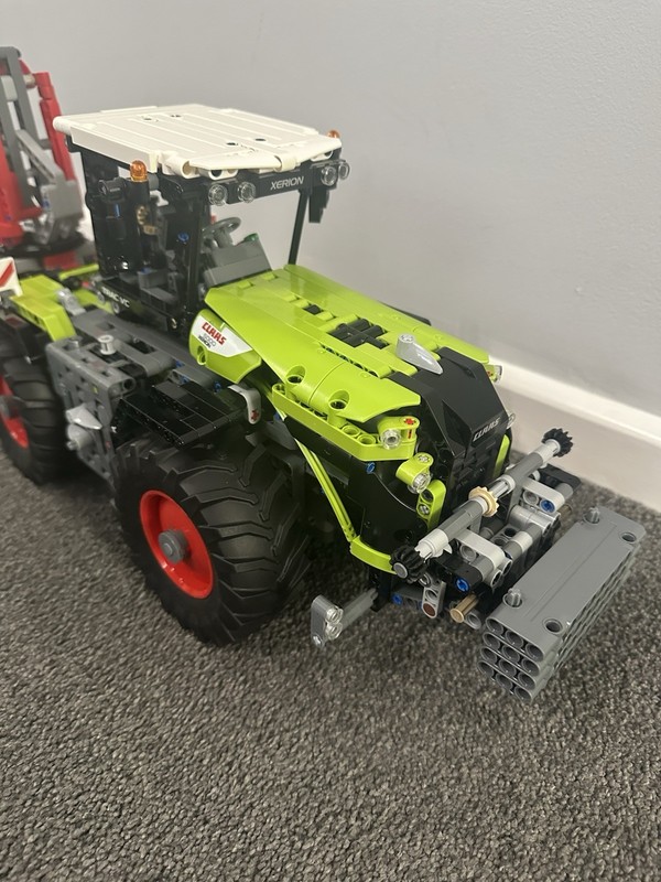 LEGO Technic Claas Xerion 5000 Trac VC 42054