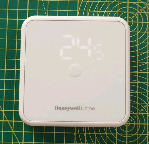 Honeywell DT4R RAUMTHERMOSTAT FUNKHEIZUNG WEISS YT42WRFT20