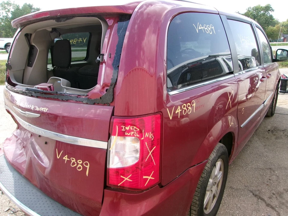 二手点火开关 适合:2011 年 克莱斯勒 Town & Country Ignition 带远程星星 — 第 3/4 张图片