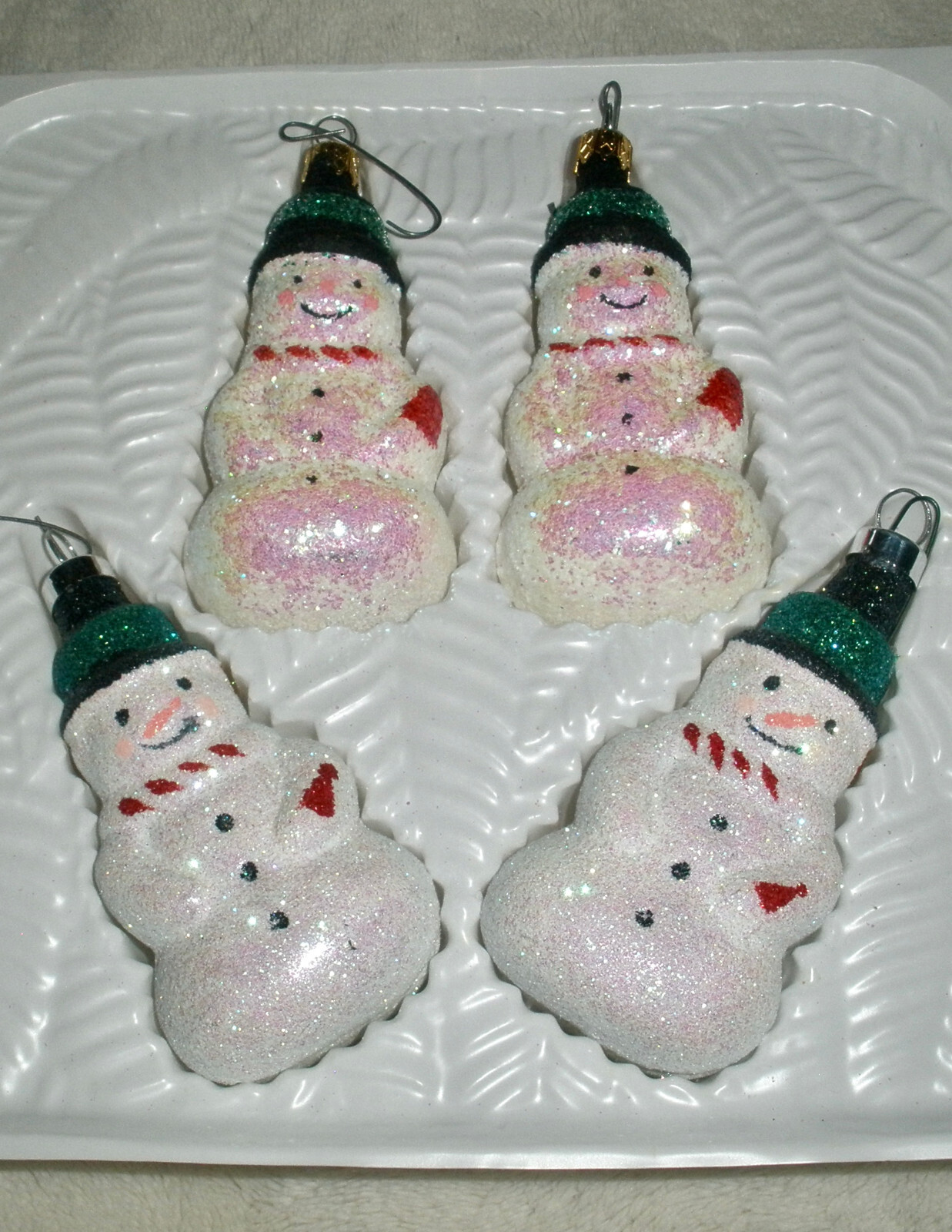 Snowmen Bradford Christmas Glass Ornaments Set of 4 3x1.5 Inch