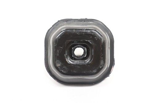 2003 - 2024 GMC SAVANA 3500 FRONT RIGHT SIDE UPPER BODY MOUNT CUSHION OEM - Picture 5 of 8