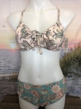 NWT Cupshe Two Piece Swimsuit Size Small Nude Pink Green Floral