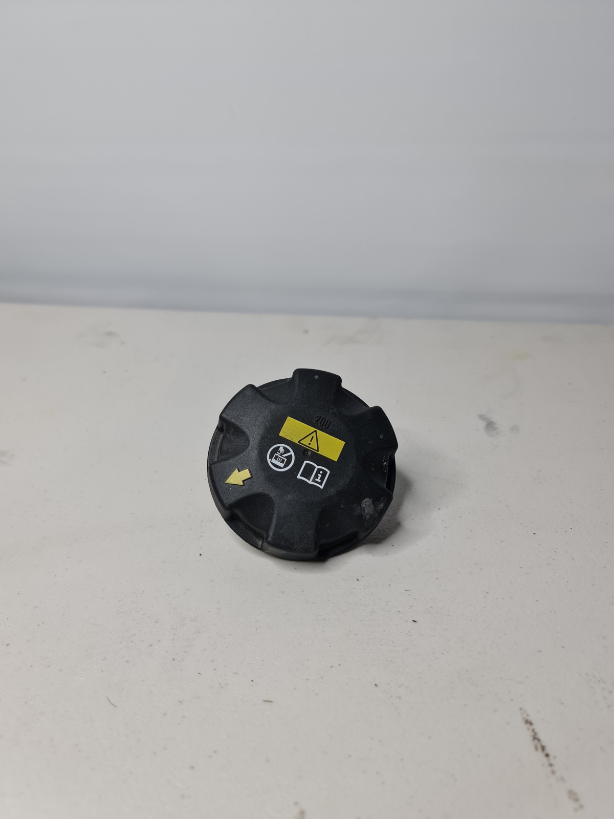 BMW Expansion Tank Cap Genuine BMW 3 Series E90 M3 E60 F10 X5 E70