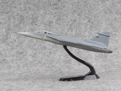 1:87 16CM YRD SAAB JAS-39 Gripen  Fighter Airplane ABS Plastic Aircraft Model