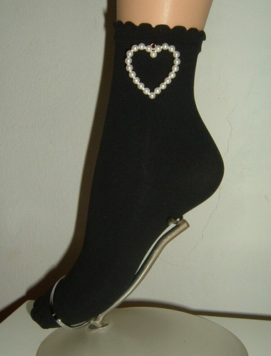 CALZEDONIA CALZINI NERI CON PENDENTE CUORE IN PERLE TAGLIA UNICA | eBay